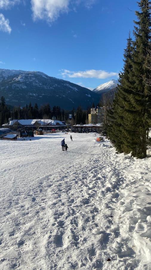 Aspens On The Mountain Ski In Out Whistler Exterior foto